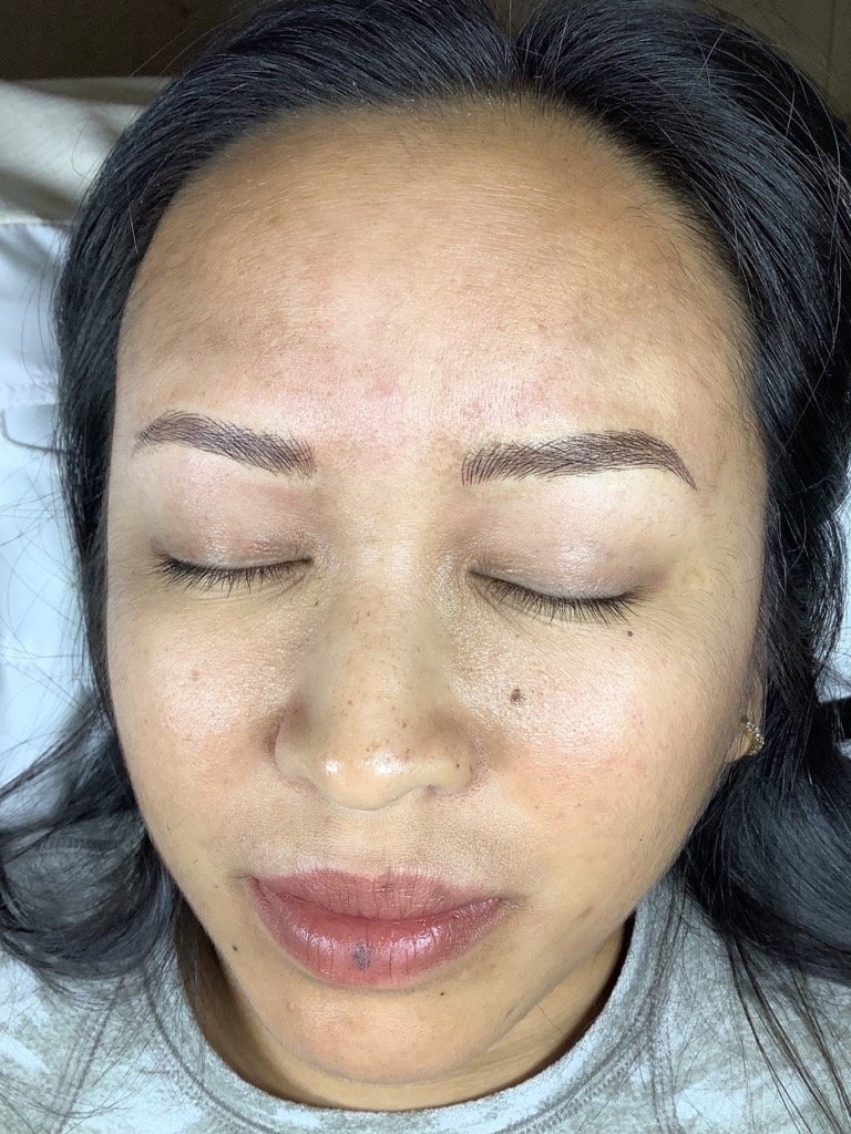 microblading customer